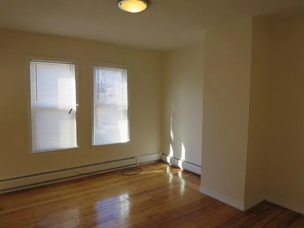 74 Summer St, Somerville, MA