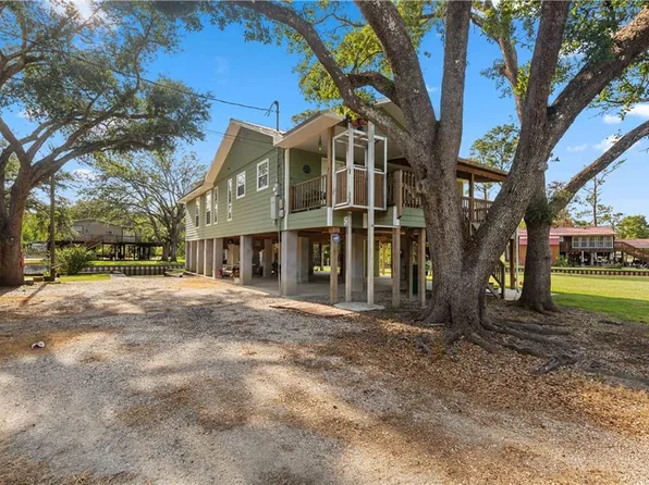 13175 Deer St, Maurepas, LA 70449