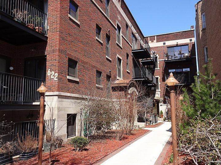 1st image of 620 W Aldine Ave APT 2N