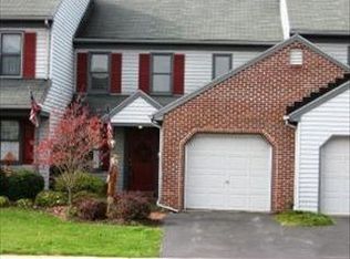 238 Sand Ct, Ephrata, PA 17522