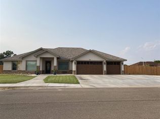 1301 Gloucester Ct, Roswell, NM 88201
