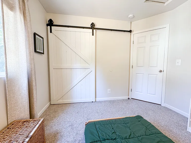 6832 Townsend Ln NE — Photo 30