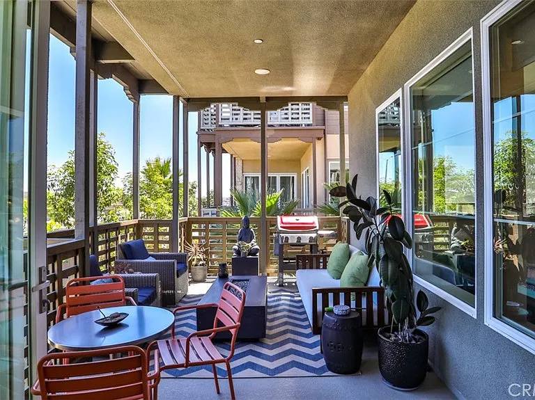 1207 Doheny Way — Photo 21