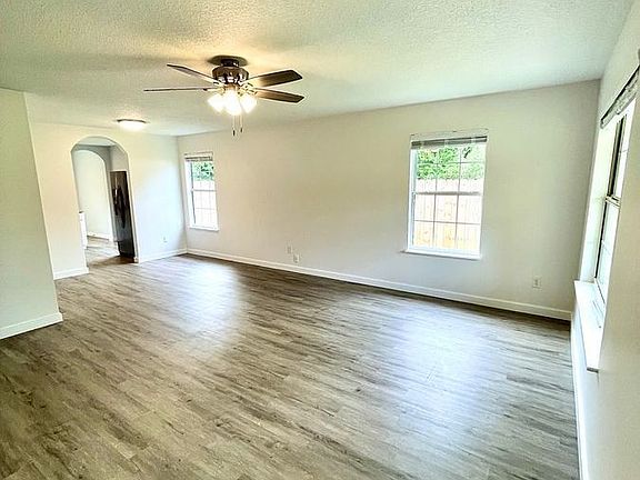 5th image of 1698 County Road 214