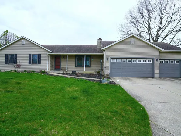 33884 Sumerset Ln, New Carlisle, IN 46552