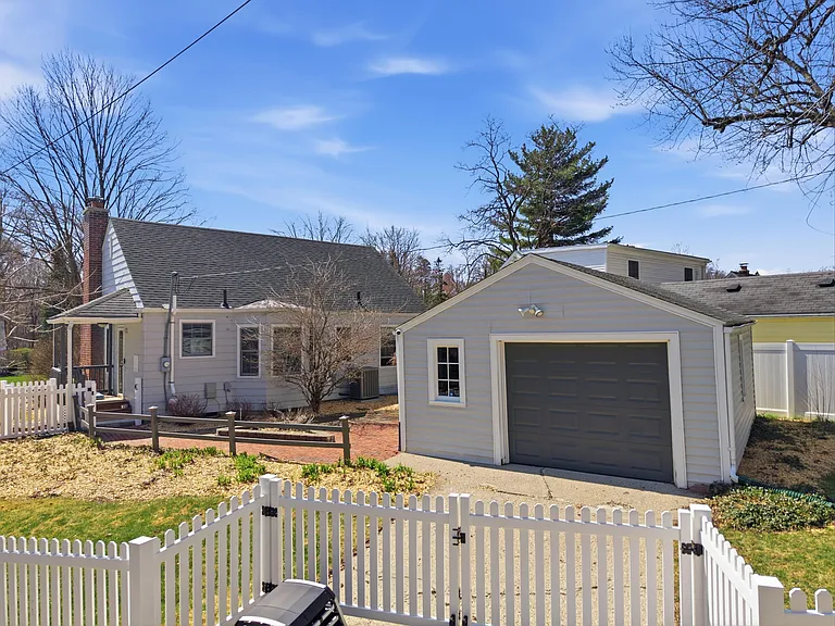 1102 Arborview Blvd — Photo 12