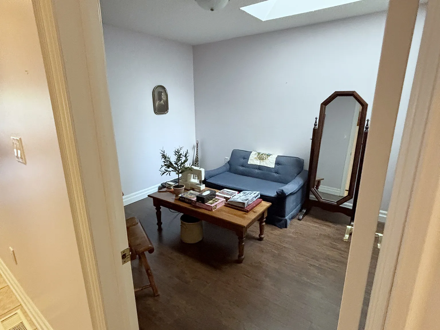 2 bed, 1.5 bath, 1100 sqft, $2,200 — Photo 4