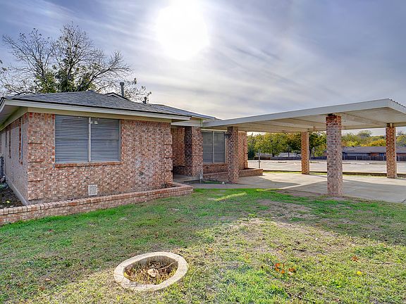 Front Yard & Carport