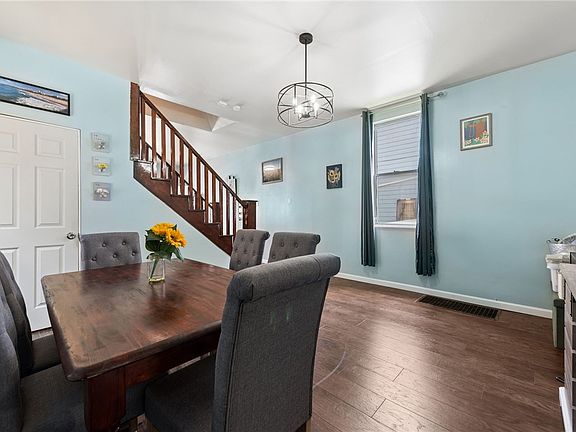 5th image of 522 Marie Ave