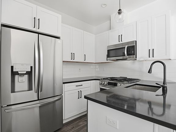 2nd image of 2301 Frankford Ave Floor 3
