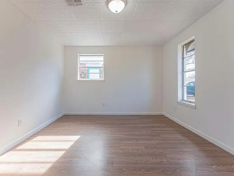5220 S Briarwood Dr — Photo 5