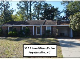 5413 Sandstone Dr, Fayetteville, NC 28311