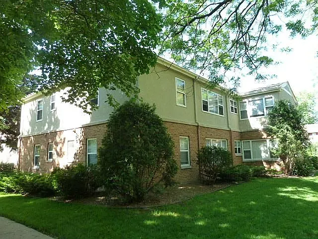 3320 Fremont Ave S #101 — Photo 9