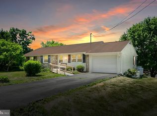 380 Montclair Rd, Gettysburg, PA 17325