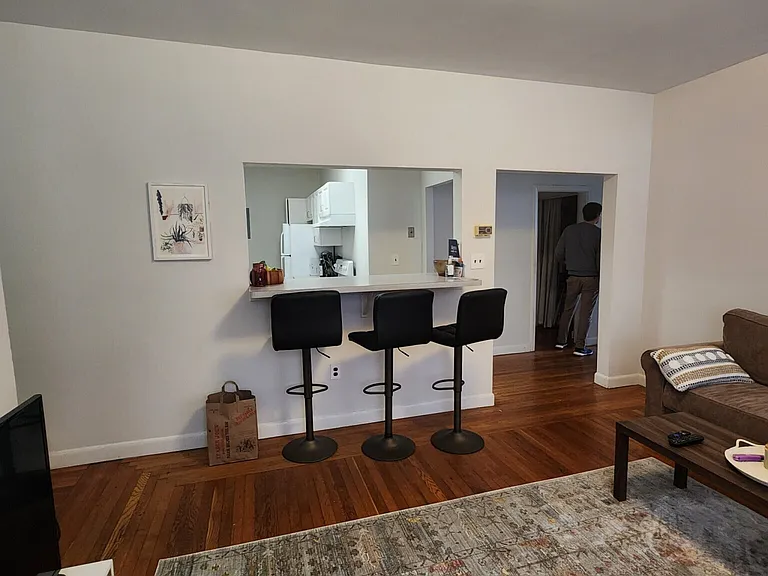 11 Stearns Rd #4 — Photo 6