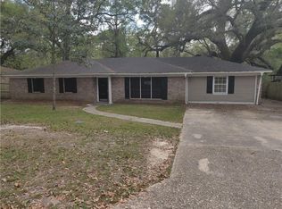 129 Oakview Dr, Saraland, AL 36571