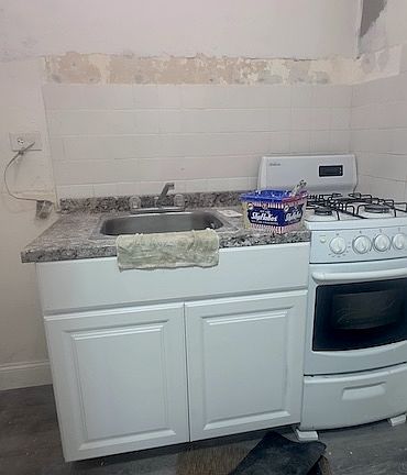 4th image of 7140 112th St #2