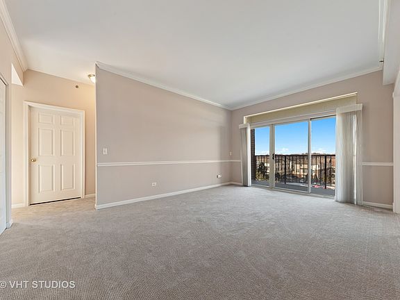 3rd image of 3100 Town Square Dr Unit 406