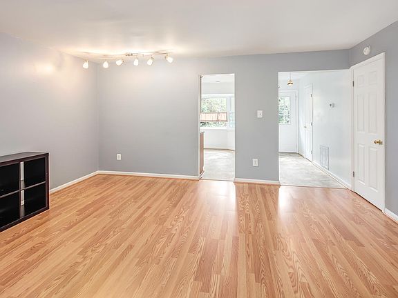 4th image of 6134 Old Landing Way #76