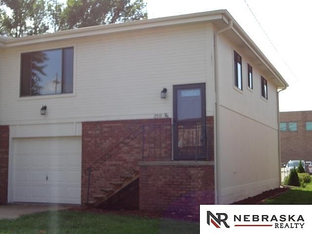 1st image of 2511 Mose Ave