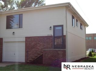 2511 Mose Ave, Bellevue, NE 68147