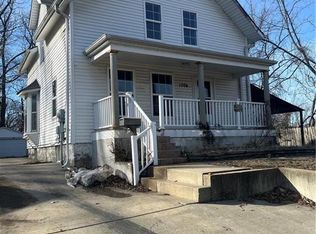 1704 S Scott Ave, Independence, MO 64052