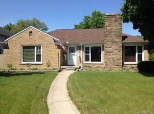 2041 Rochester Rd, Royal Oak, MI 48073