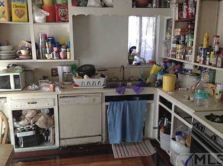 5th image of 1139 E 26th St
