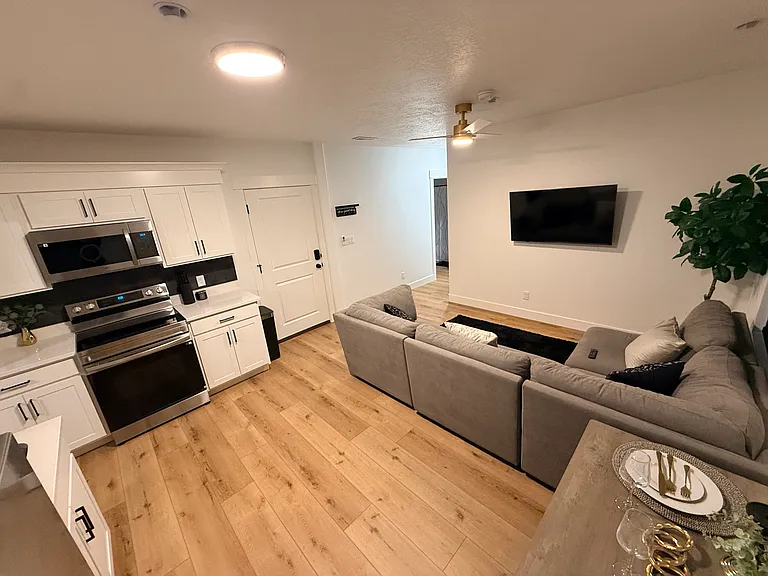 5385 N Sulley Way #B — Photo 8