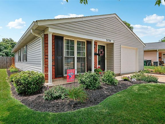 3rd image of 3724 Ellis Way