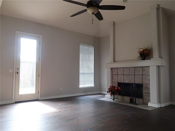 2nd image of 6805 Outland Dr