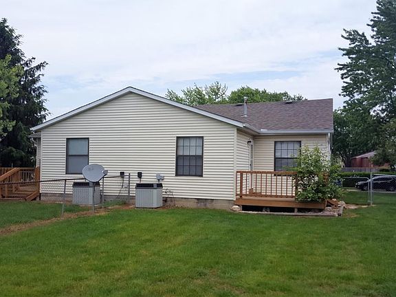 2nd image of 8797 Creve Coeur Ln
