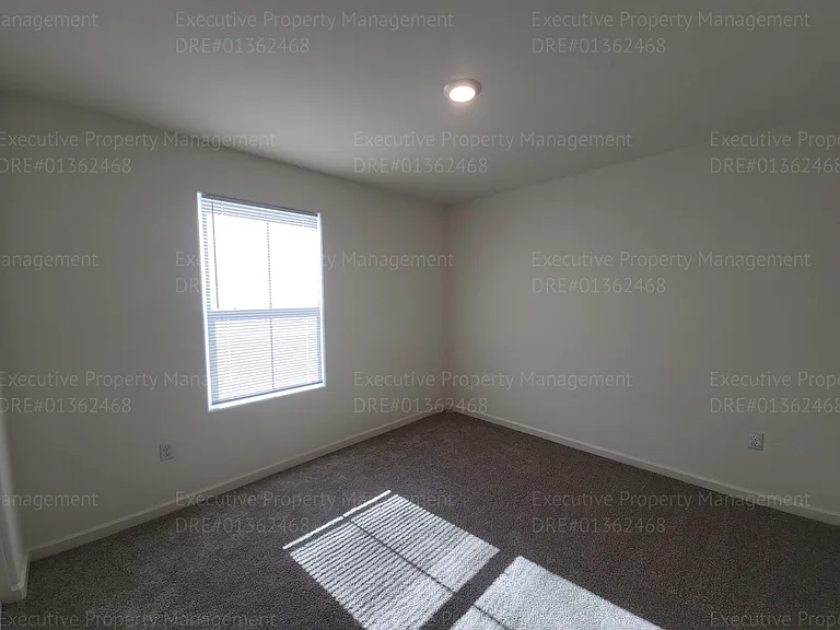 8921 Kemi St — Photo 55