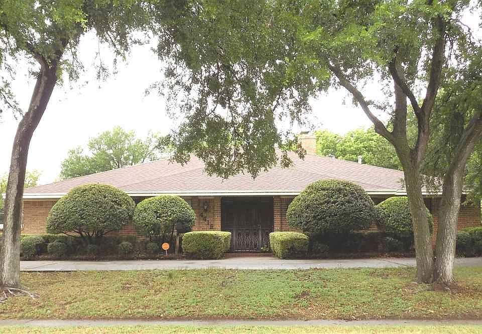 1st image of 4416 Weeks Park Ln