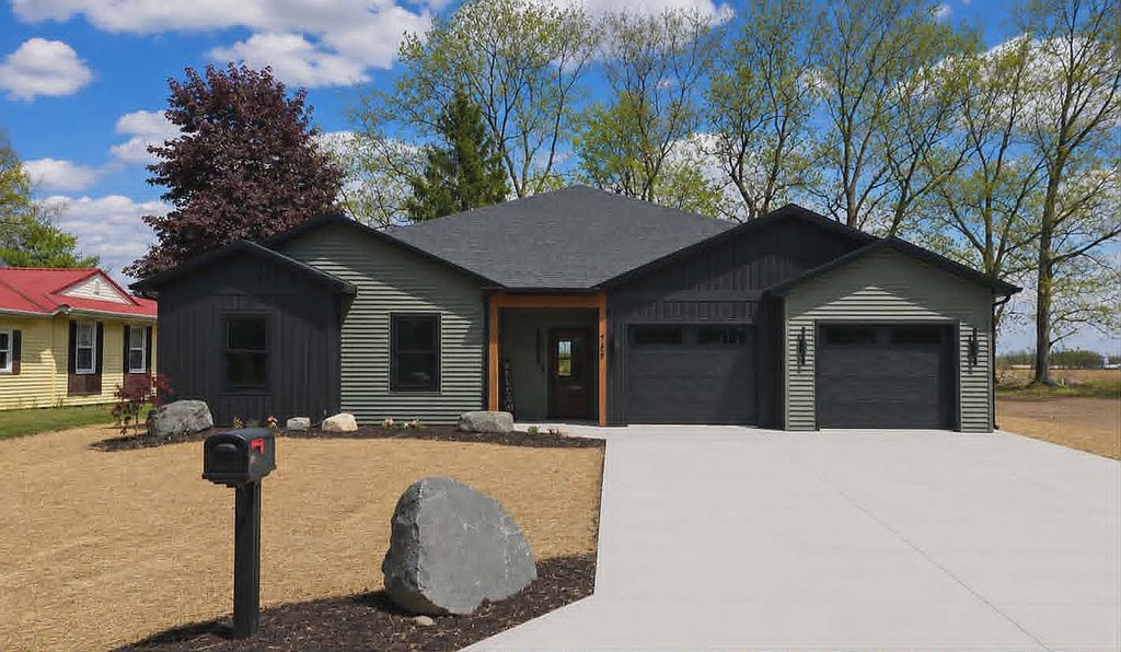 769 Tomahawk Trl - Property Image