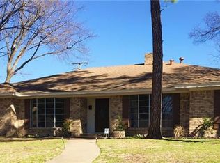 1906 Hampshire St, Grand Prairie, TX 75050