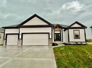 2144 Deerfield Ter, Liberty, MO 64068