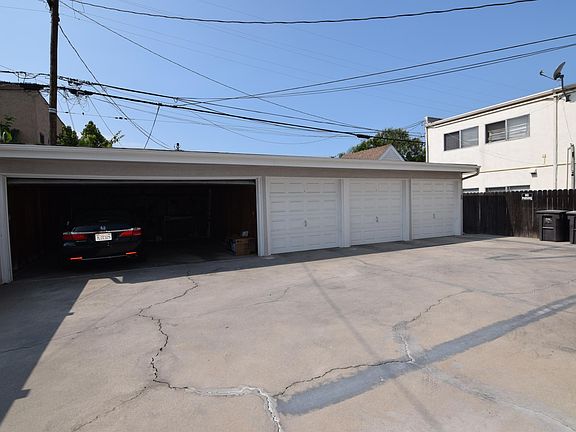 Double car garage