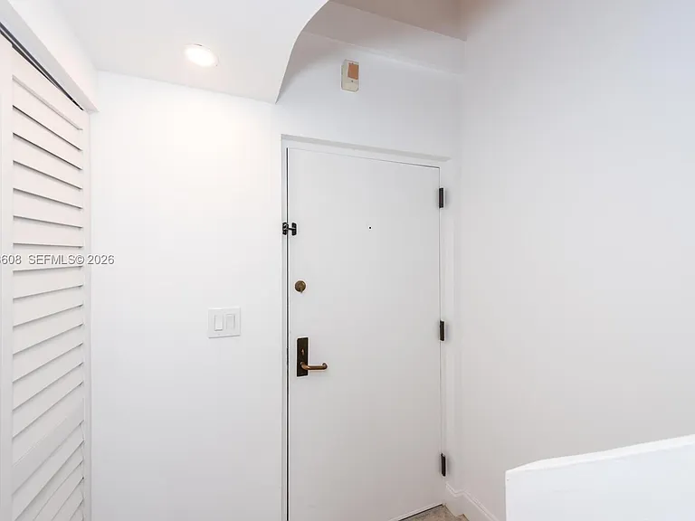 2801 Florida Ave #411 — Photo 4