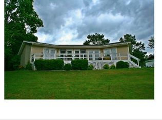 82 Whitaker Ln, Murphy, NC 28906