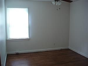 4th image of 8124 Winfield Ave
