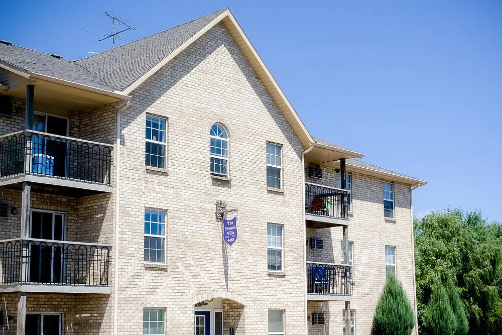 Heritage Apartments — Photo 4
