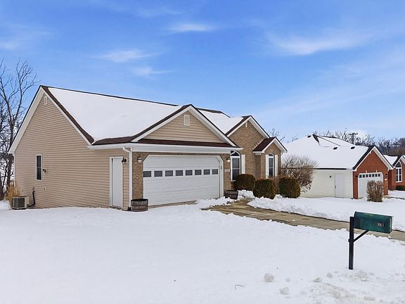 3rd image of 413 Forest Ridge Dr