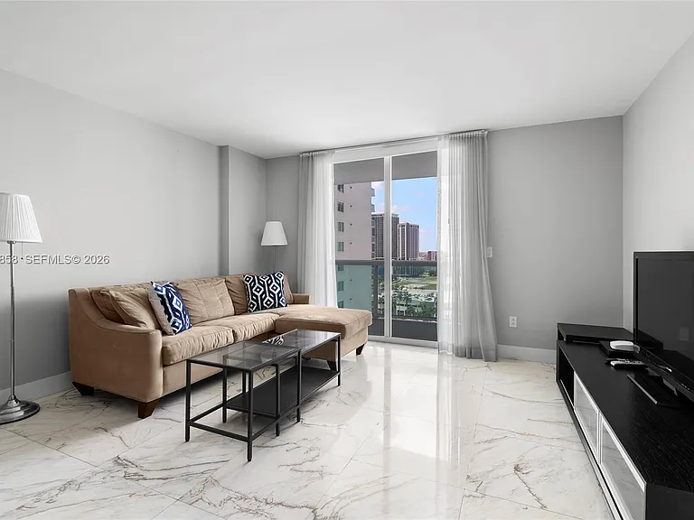 1800 N Bayshore Dr #1806 — Photo 16