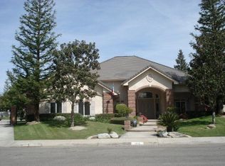 1712 Welshpool Ct, Bakersfield, CA 93311