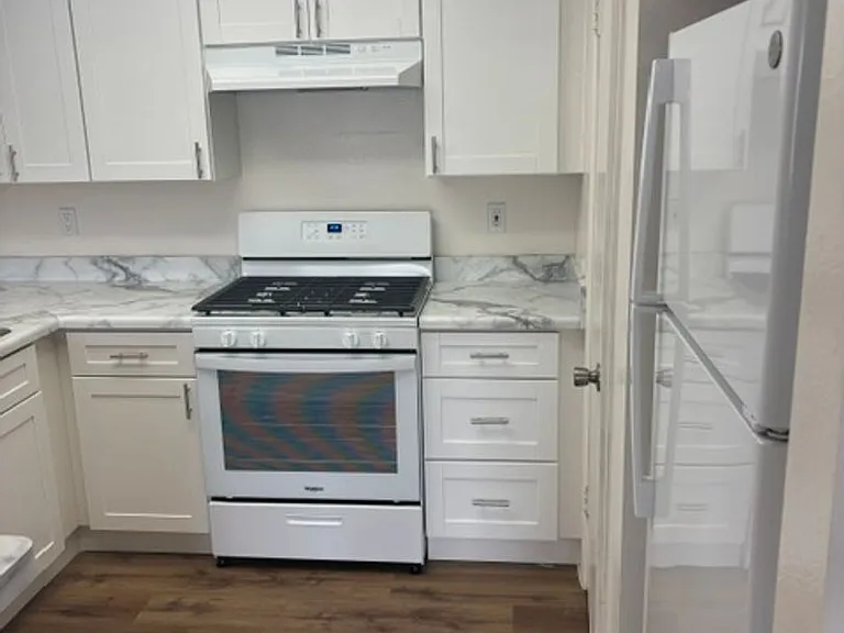 1911 N H St #13 — Photo 6