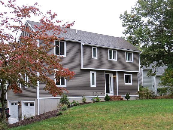 2nd image of 28 Lisa Ave