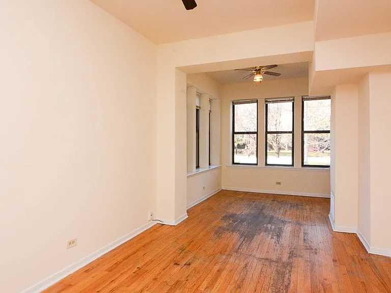 2319 N Kedzie Blvd #F2 — Photo 6