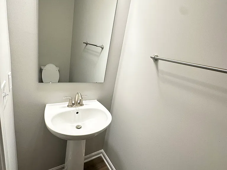 5012 Pebble Ct #5012 — Photo 18
