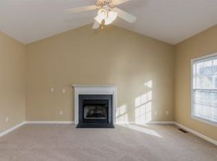 215 Paddle Ln, Mebane, NC 27302